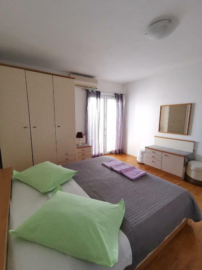 Apartments Moso Tučepi Екстериор снимка
