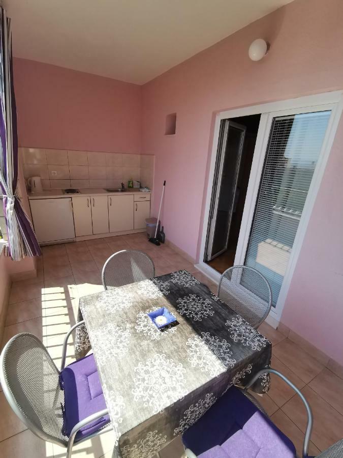 Apartments Moso Tučepi Екстериор снимка